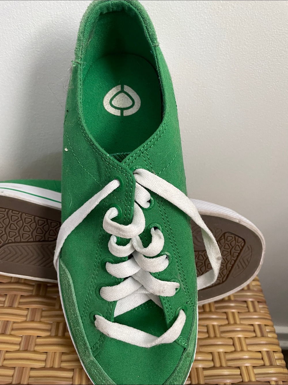Green Canvas Lace-Up Sneakers for Women - Picture 4 of 5